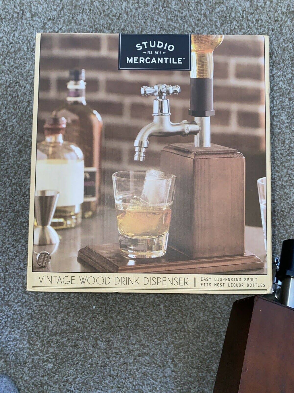 Vintage Wood Drink Dispenser Z36188
