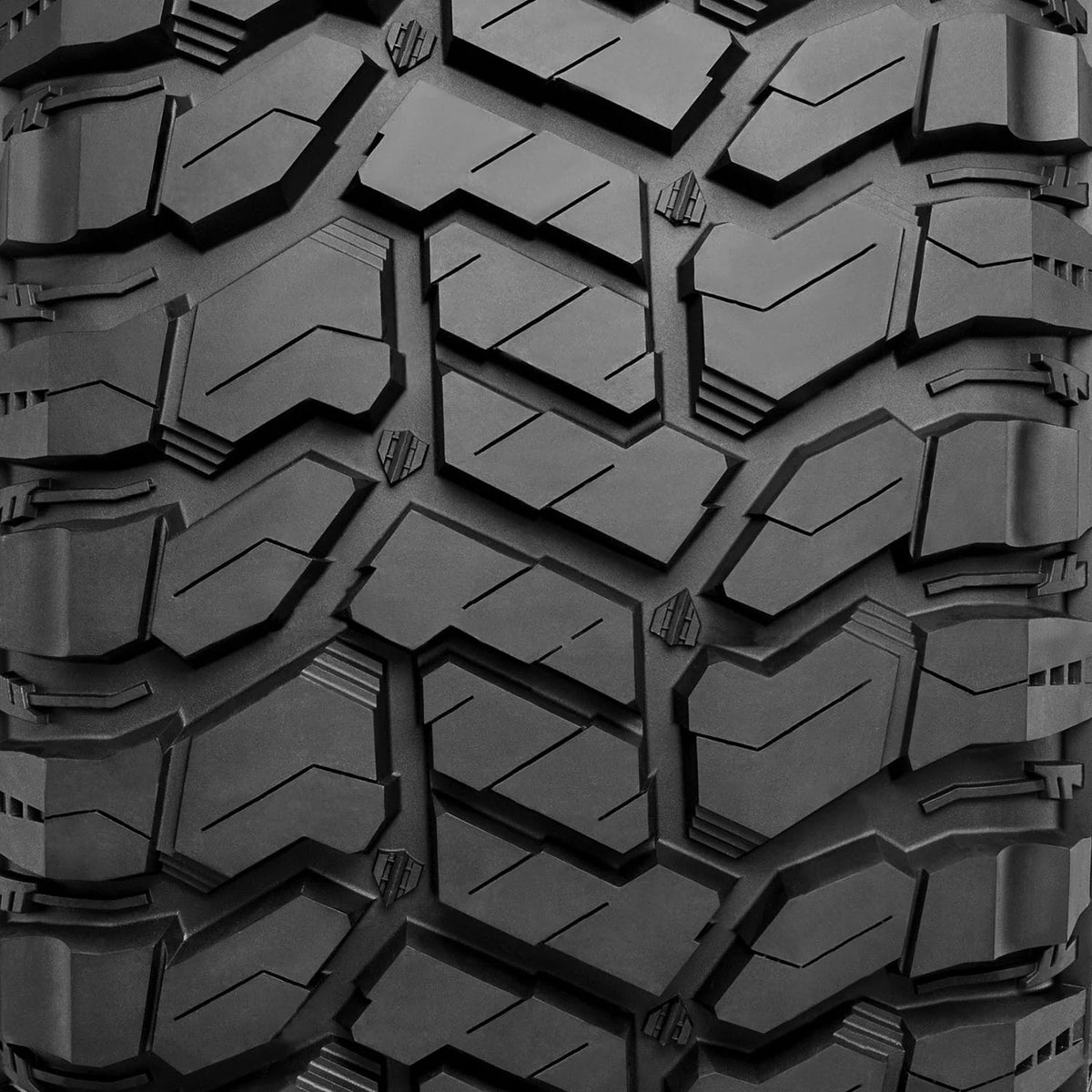 Rugged Terrain Light Truck Tire N655