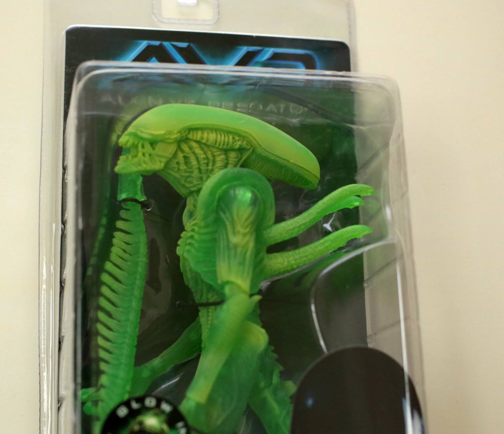 Glow-in-the-Dark Alien Warrior Action Figure C100