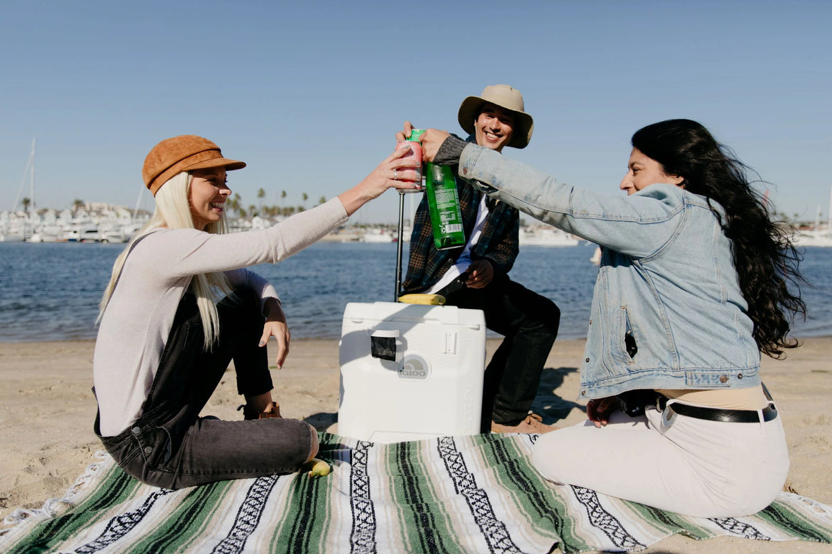 White 52 QT Wheeled Marine Cooler T23580