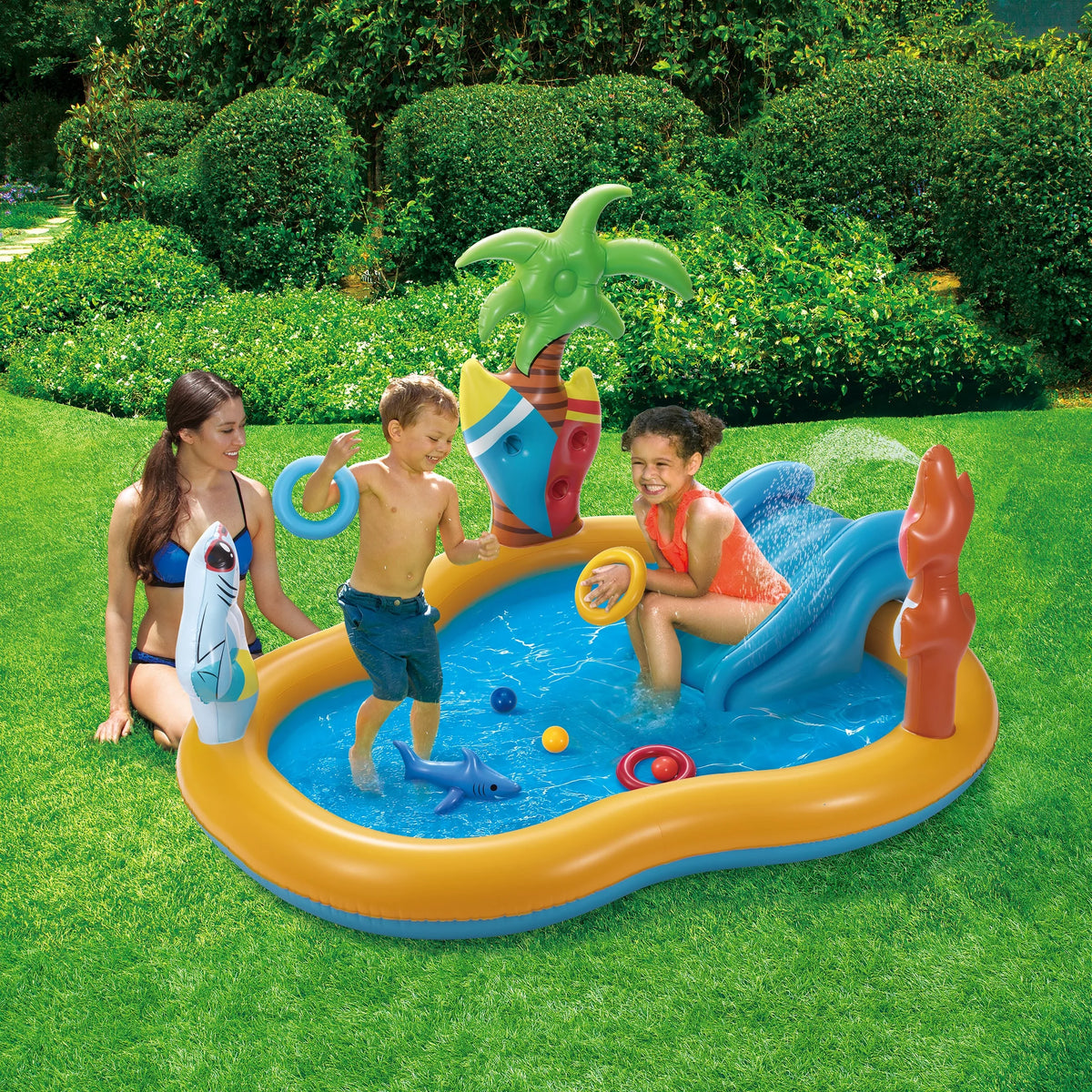 Beach Play Center Z166