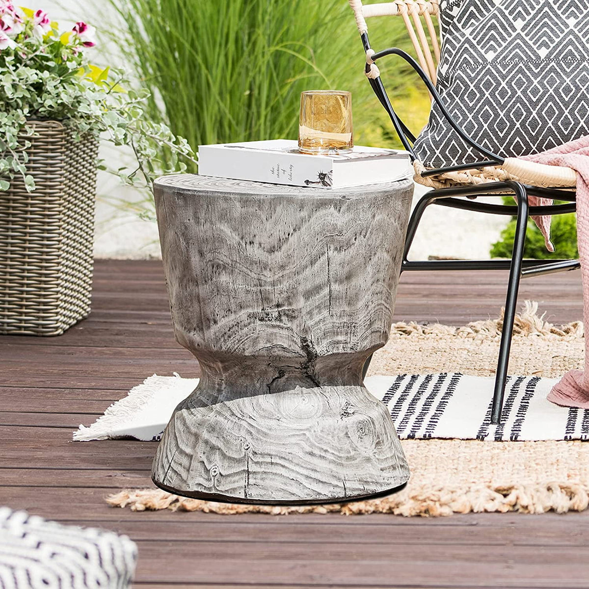 Outdoor Concrete Side Table J20919