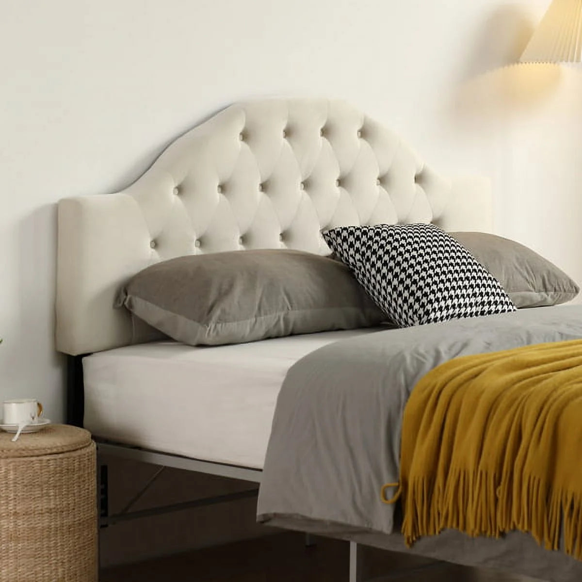 Queen Headboard White V9136