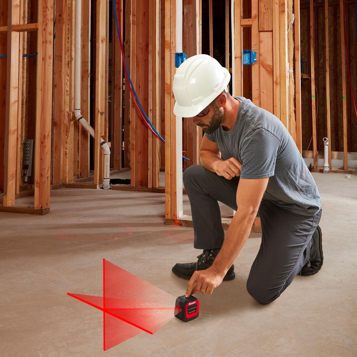 Self-Leveling Cross-Line Laser Level N78454
