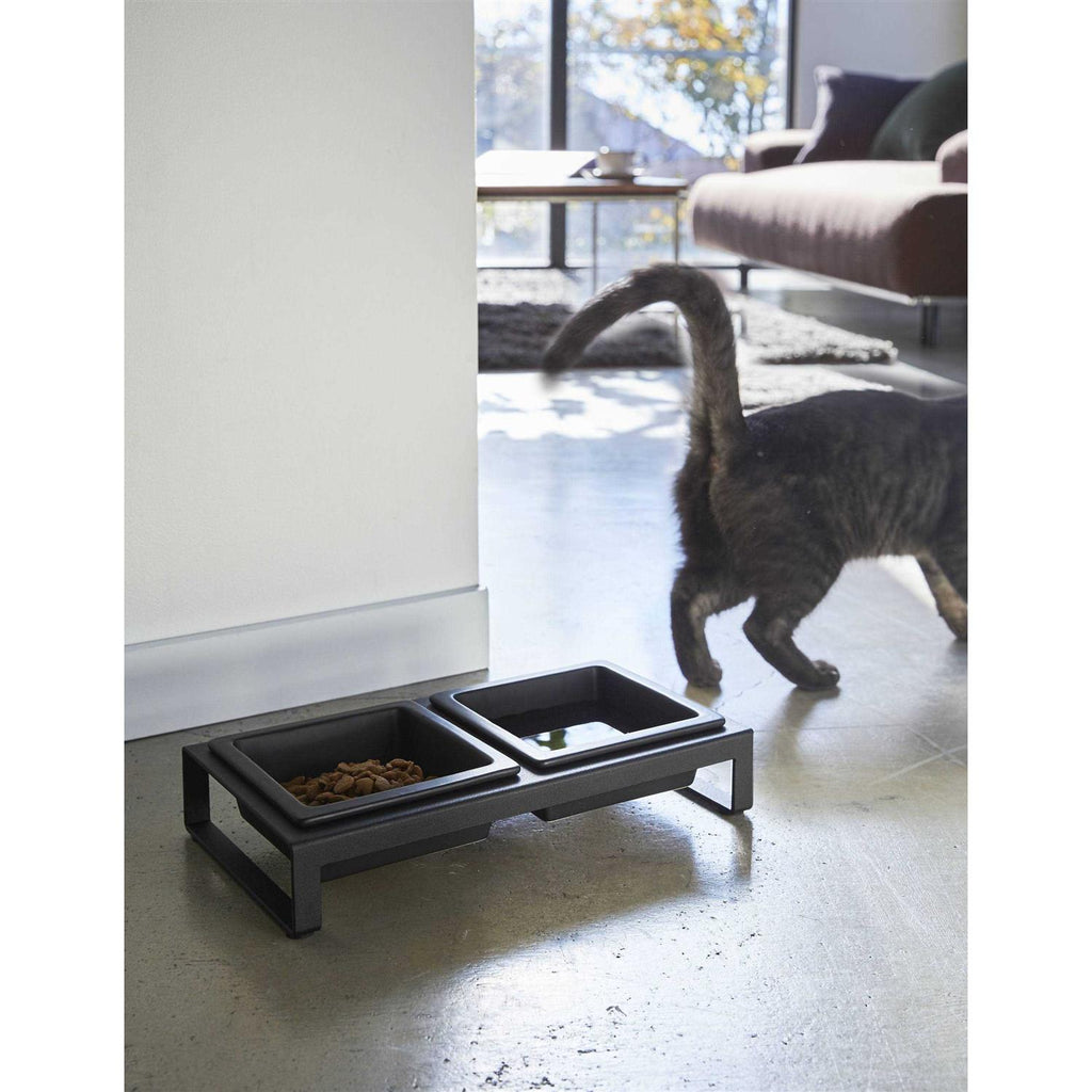 Pet Food Bowl R667295